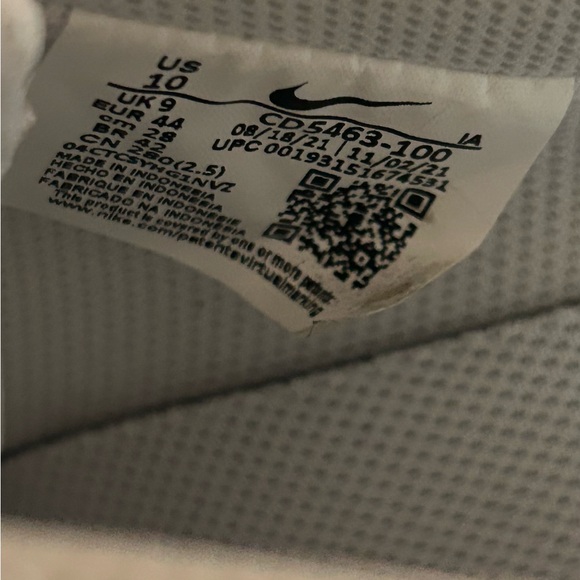 NWOT Nike Court Vision, Women’s 10, smoke free home - Picture 7 of 7